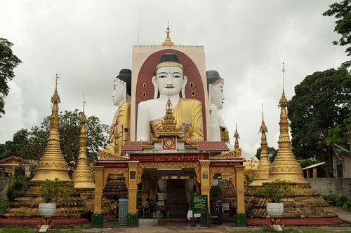 Los 4 budas de Kyaik Pun Paya Los 4 budas de Kyaik Pun Paya