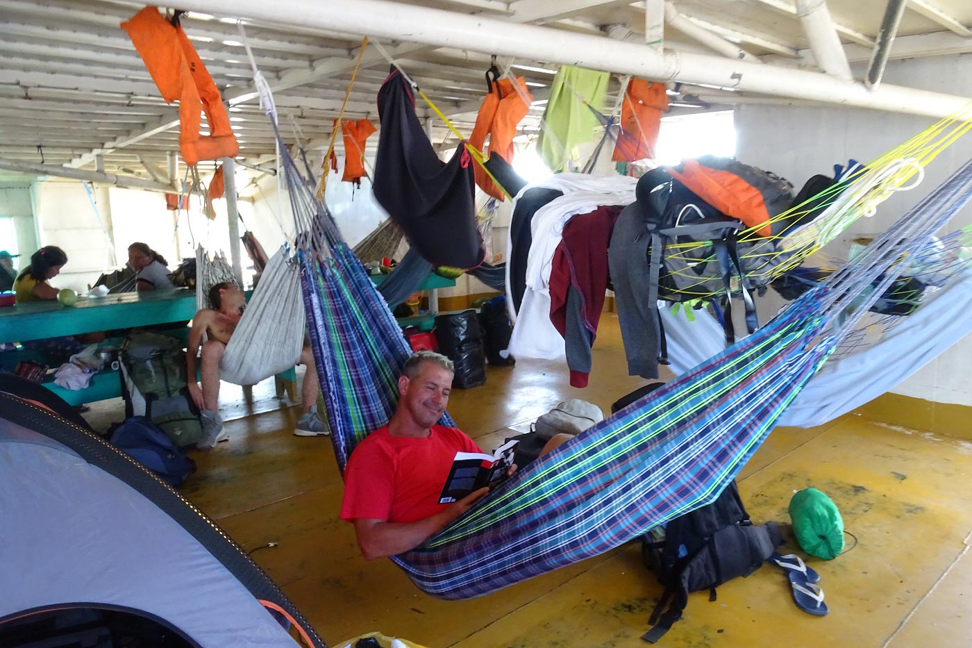 La aventura de navegar todo el Amazonas colgado de una hamaca: de Pucallpa a Iquitos 1 Que bien dormí en mi hamaca en esos cinco días de navegación.