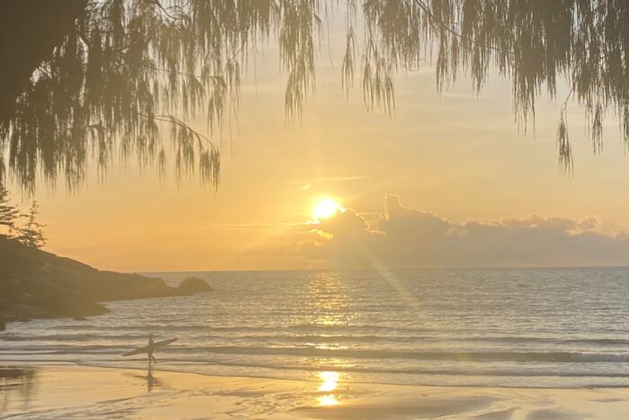 Magnetic Island, la isla tropical de Townsville 3 surfear en el amanecer