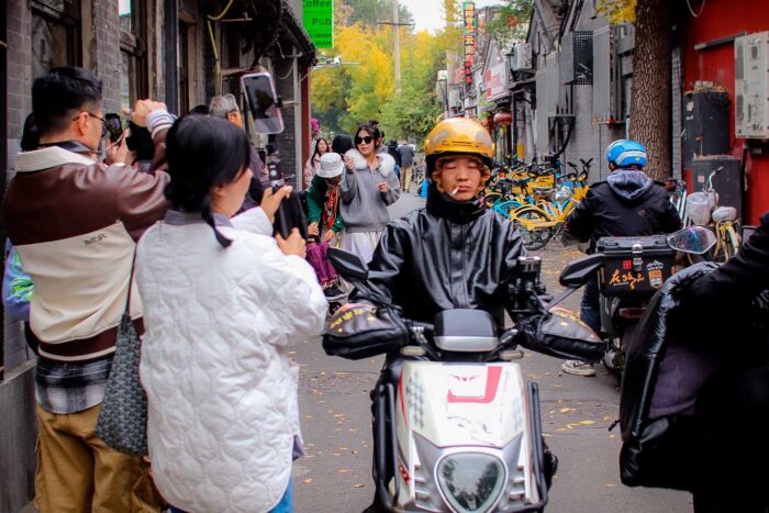 Hutongs de Pekín: ruta por las calles más bellas de la capital china 18 Masificación en Pekín