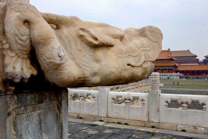 Pekín cultural: más allá de Tiananmén y la Ciudad Prohibida 11 escultura china ciudad prohibida