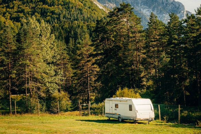 Dónde dormir en la Transpirenaica y consejos para pernoctar 8 Camping en Pirineos