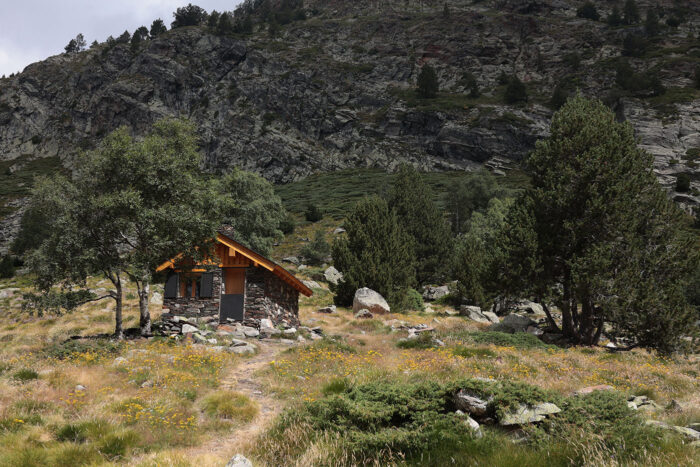 Dónde dormir en la Transpirenaica y consejos para pernoctar 6 Cabaña en Andorra, Pirineos