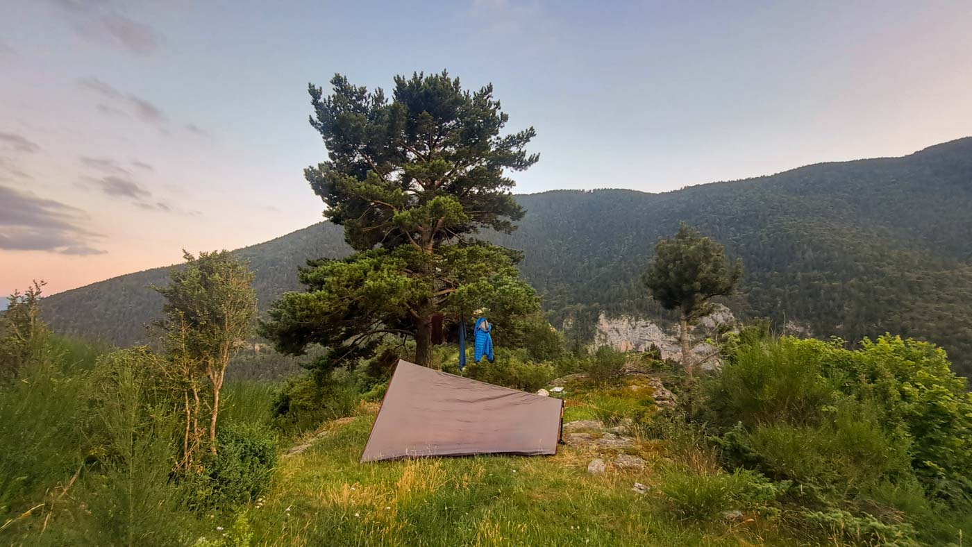 Etapa 10: Cabaña de Tirapits - Font dels Plaus. Transpirenaica GR11. 6 GR11 Etapa 10 acampada final