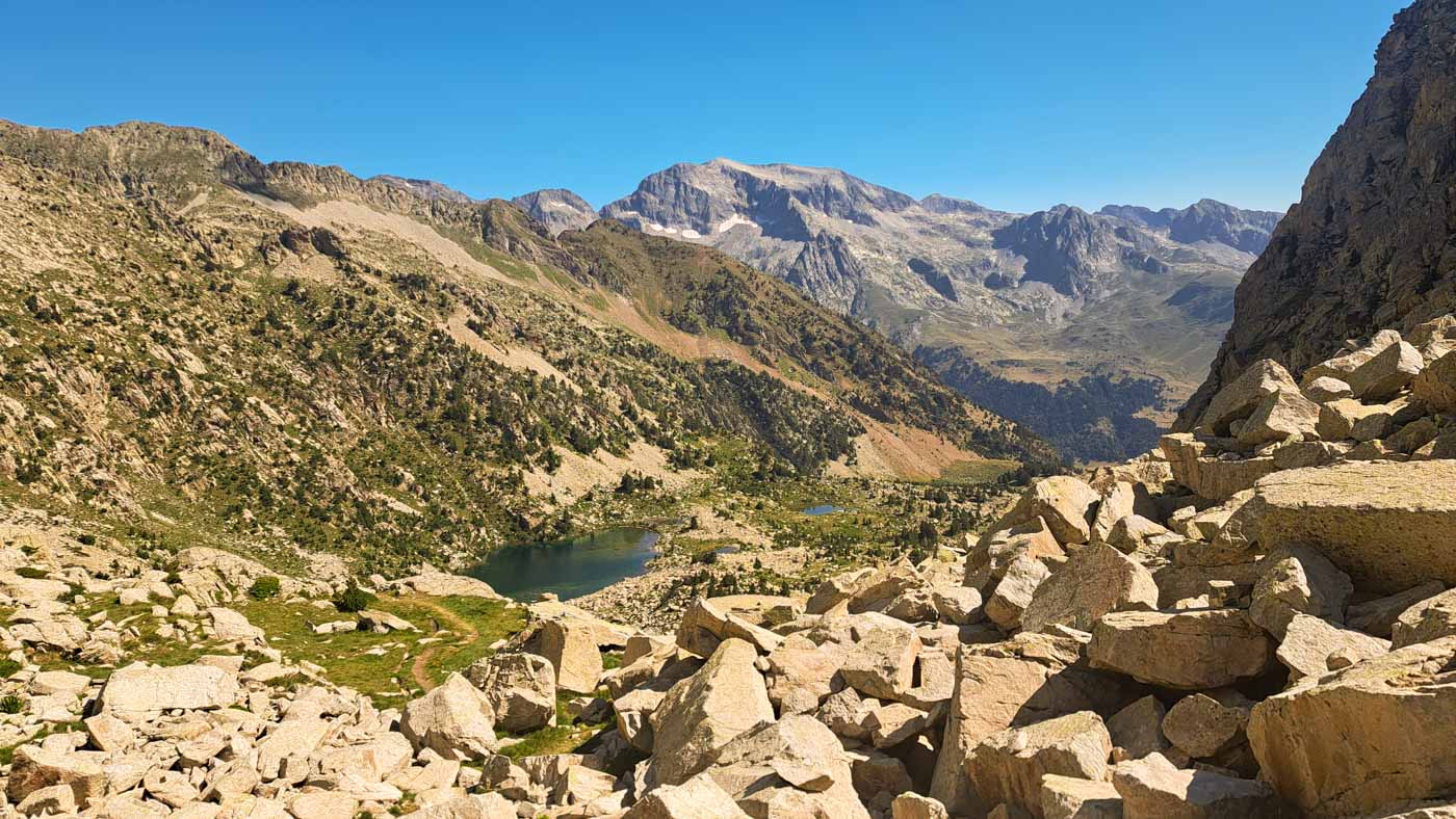 Etapa 26: Cabaña de Batisielles - Ibón de Millares. Transpirenaica GR11. 2 Subida al collado de la Plana
