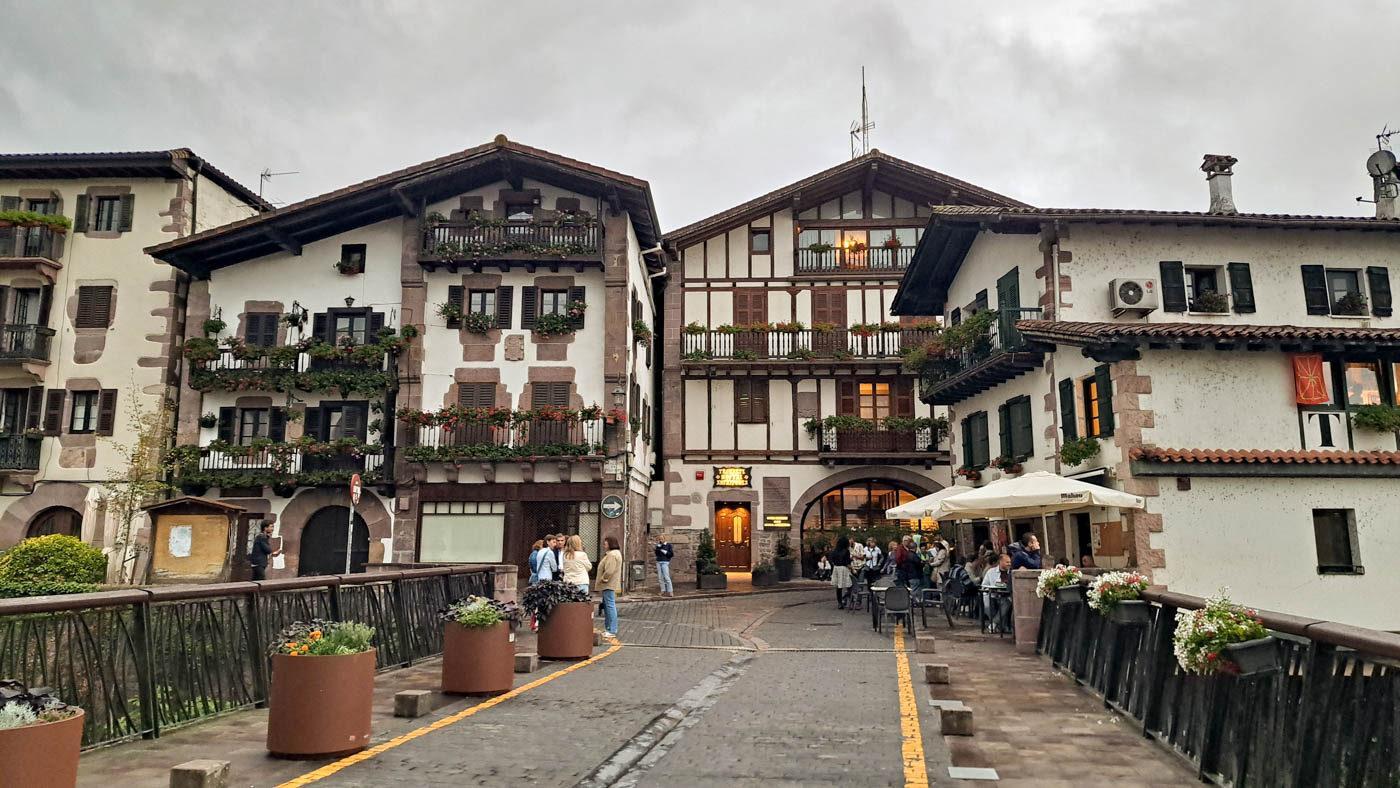 Etapa 42: Cabaña de Azaldegi - Elizondo. Transpirenaica GR11. 5 Elizondo