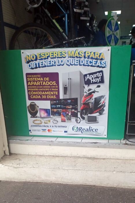 Guatemala. Con los hijos del maíz. 14 Carteles publicitarios, "No esperes para obtener lo que deceas"