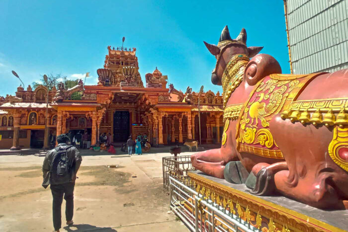 Jaffna, la antigua capital cultural tamil 13 Templo Nagaposhi Amman Kovil Nainathivu