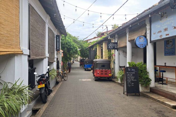 Galle, el faro sur de Sri Lanka 17 Una calle en el fuerte de Galle