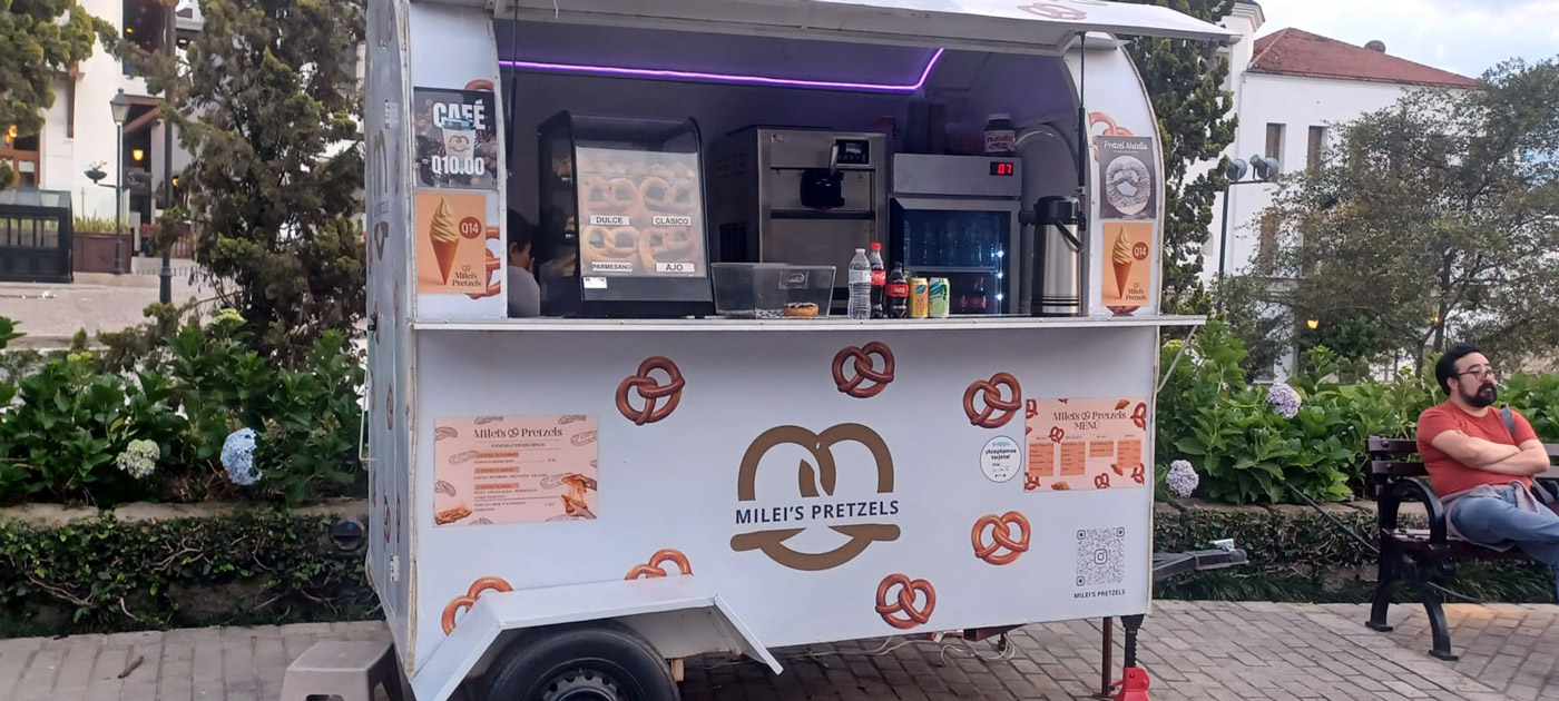En Guatemala de la Asunción, hija de un terremoto 20 Carrito vendiendo pretzels