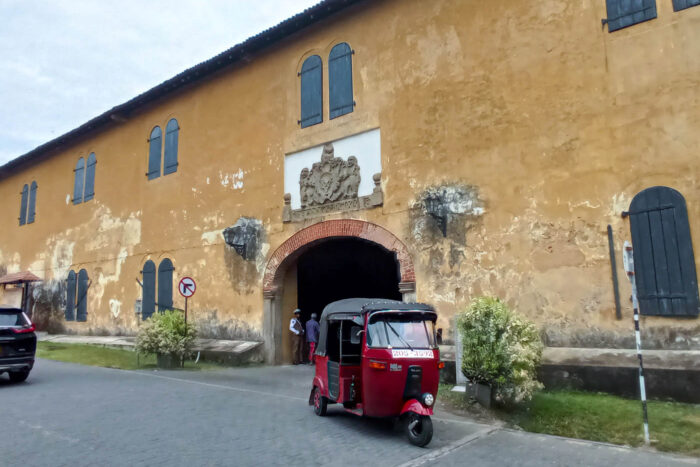 Galle, el faro sur de Sri Lanka 12 La puerta de entrada al fuerte de Galle