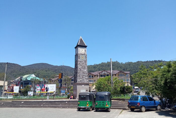 Nuwara Eliya, el invierno tropical 4 La torre del reloj en el centro de Nuwara Eliya