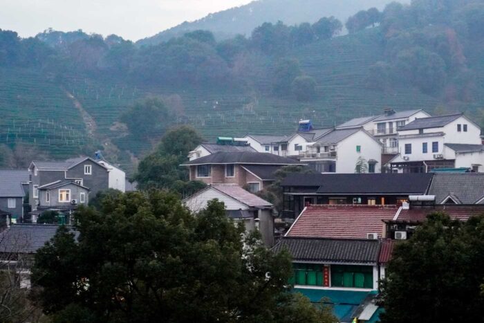 Hangzhou, la 'desconocida' ciudad china de la calidad de vida 104 Pueblo Longjing