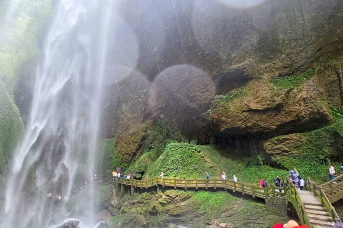Cantando en el bus entre aceites picantes: así fue mi tour chino organizado 26 garganta de Longshuixia