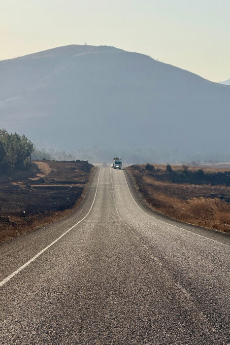La aventura de recorrer Sudáfrica en moto durante tres meses 8 Sudafrica moto carreteras infinitas008