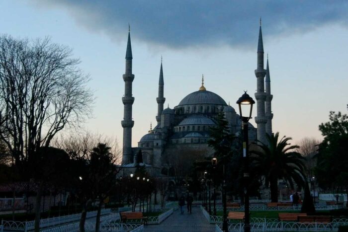 Escala en Estambul: cómo visitar la ciudad entre vuelos 15 Mezquita Azul Estambul