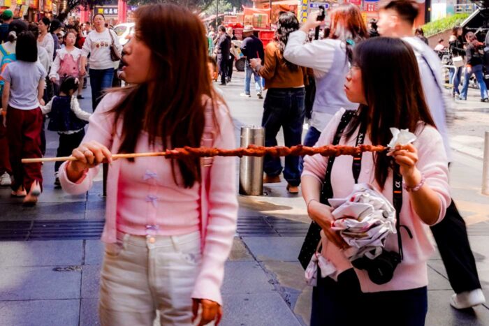 Chongqing, la bella ciudad china que no es tan ciberpunk 14 Pinchitos de comida Chongqing