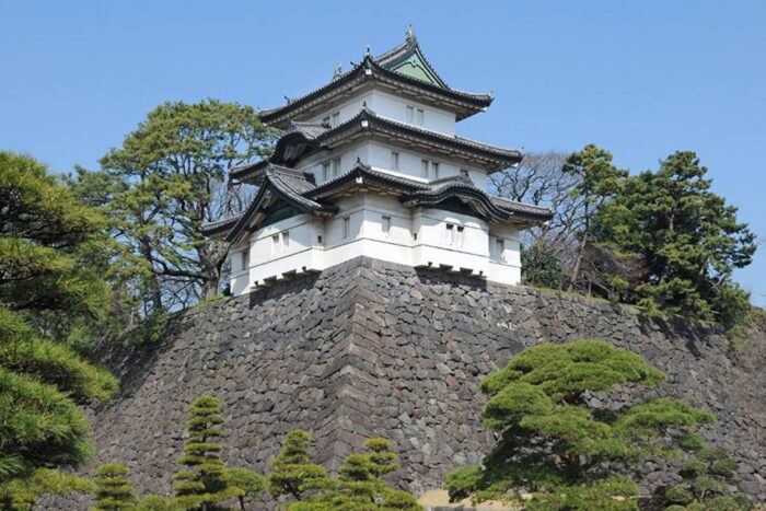 El Palacio Imperial de Tokio como nunca lo has visto -ni te lo han contado- 151 Torre de vigilancia en las murallas del Palacio Imperial