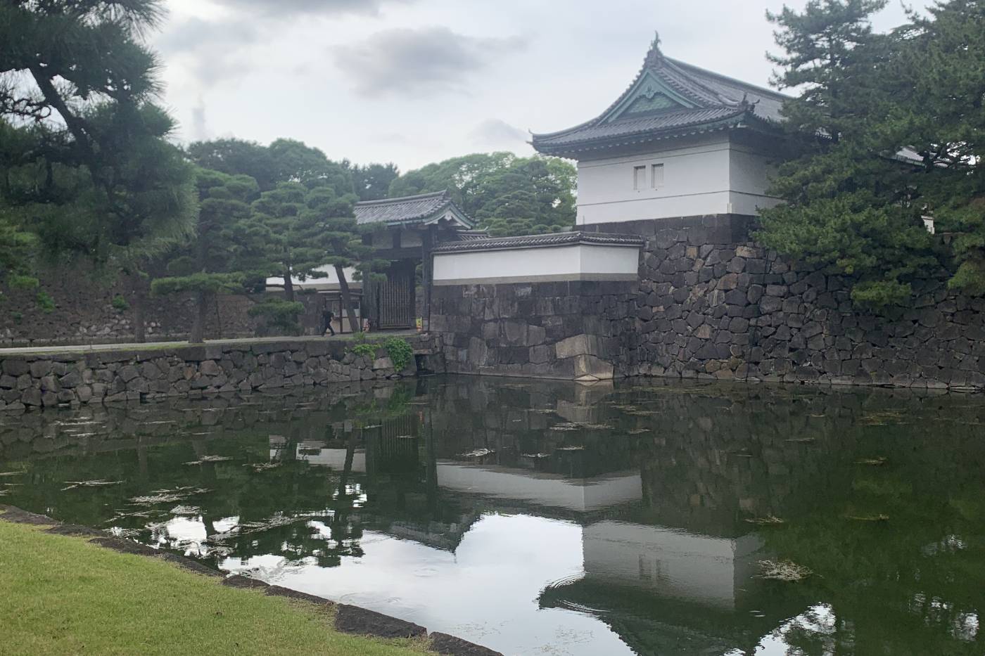 Castillo de Edo: la fortaleza samurái que perdió su torre y ganó un emperador 106 Otemon, la puerta principal de entrada al castillo-palacio