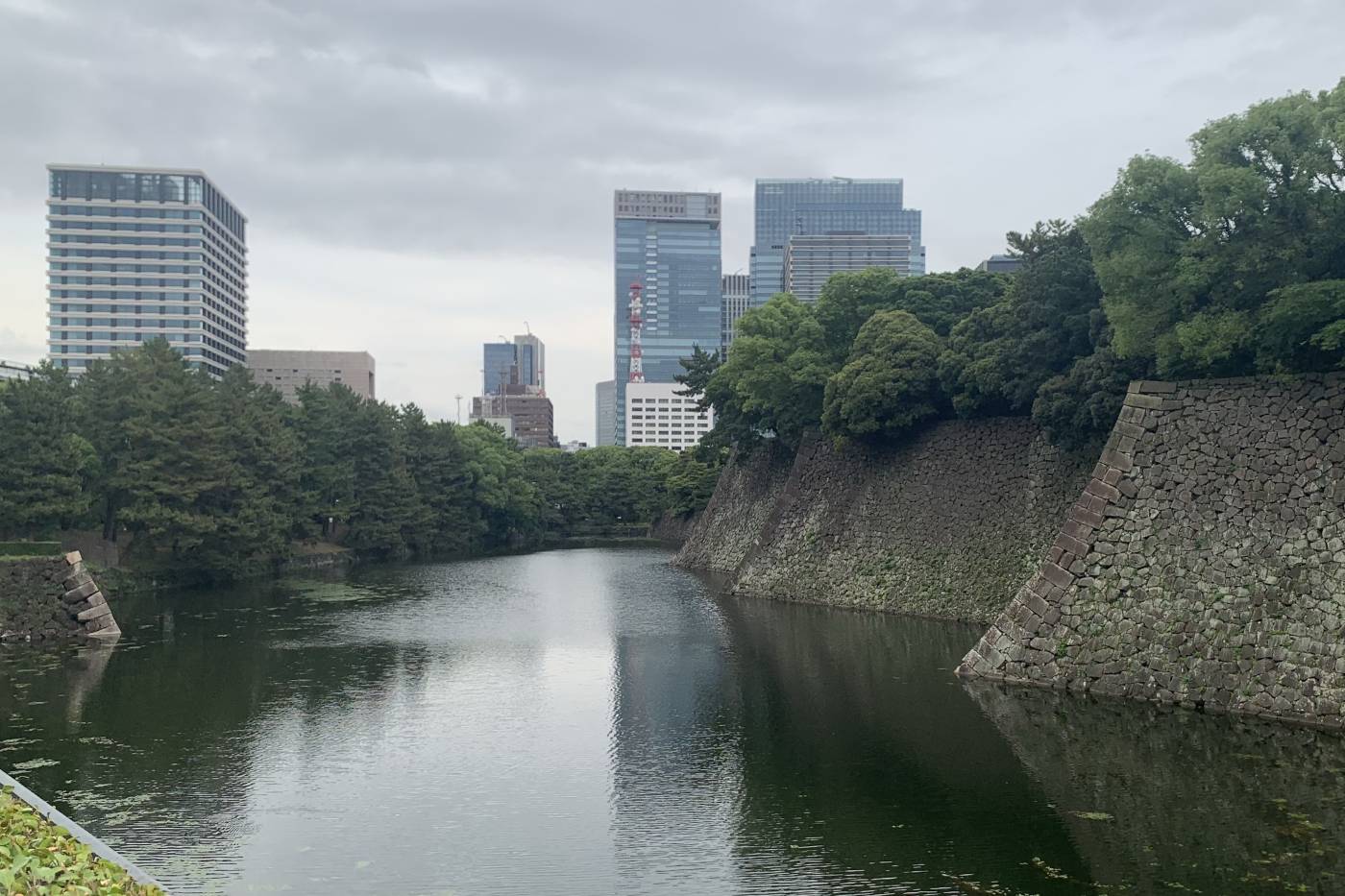 El Palacio Imperial de Tokio como nunca lo has visto -ni te lo han contado- 171 Lienzos de muralla en torno al puente Takebashi