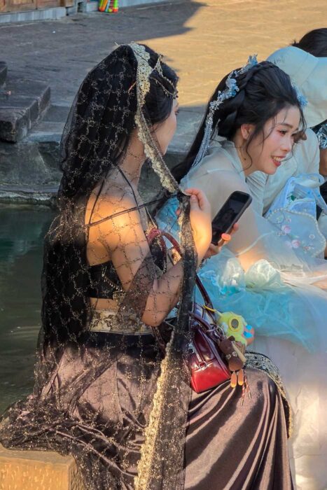 Fenghuang, una imagen de postal algo manoseada 14 disfraces chinos