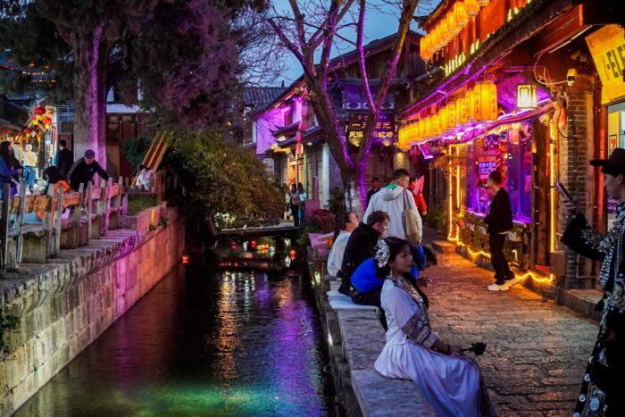 Lijiang, puerta de entrada a lo más bello de Yunnan 6 Lijiang noche