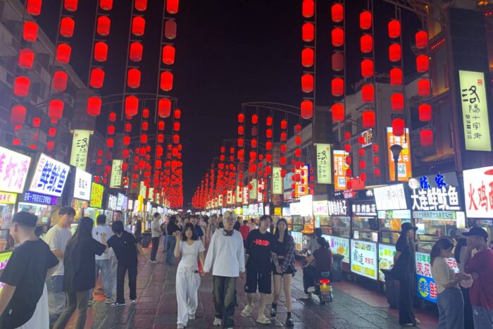 Luoyang, la milenaria capital de la Ruta de la Seda 28 Cross Street Night Market, la meca de la comida callejera