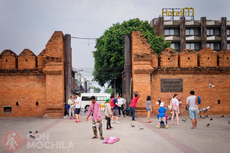 Tha Phae Gate, the most famous gate in Chiang Mai wall