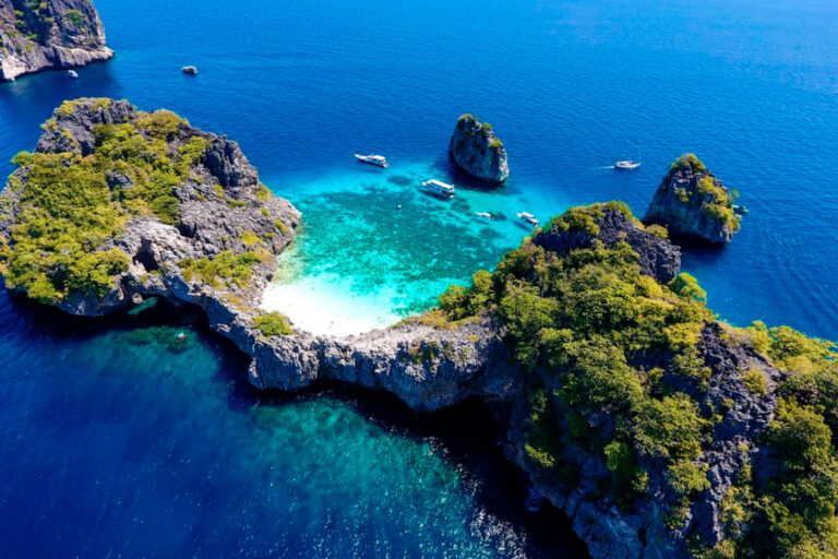 The island of Koh Lanta, in a promotional image of Thailand Tourism