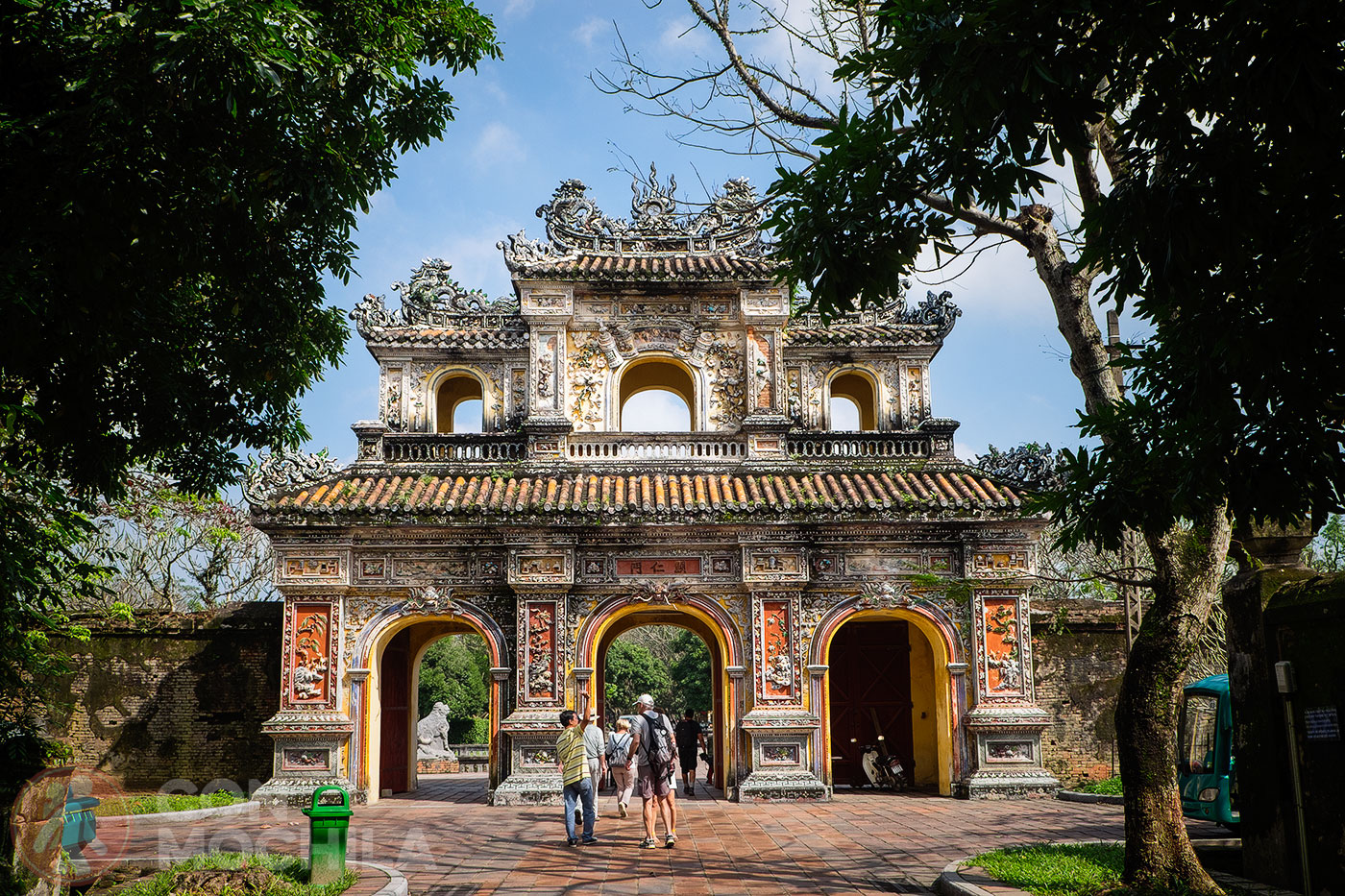 Chuong Duc Gate