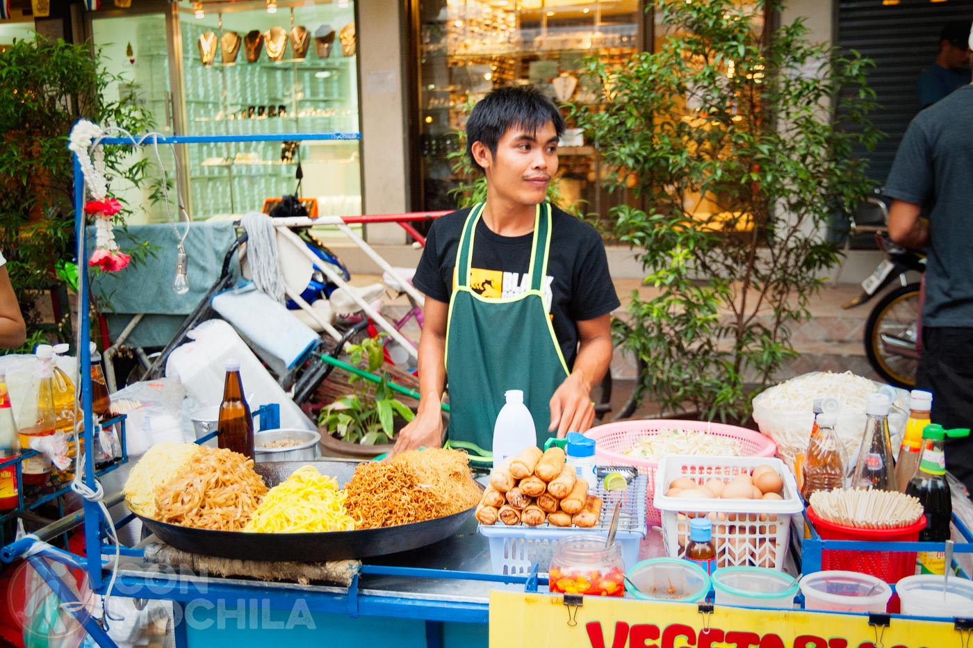 Noodle stand
