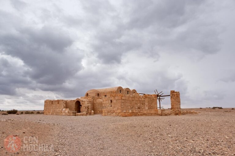 Route along the castles of the Jordanian desert