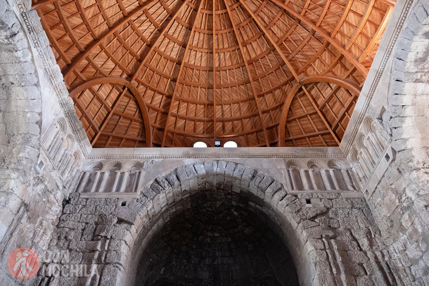 Detail of the monumental hall