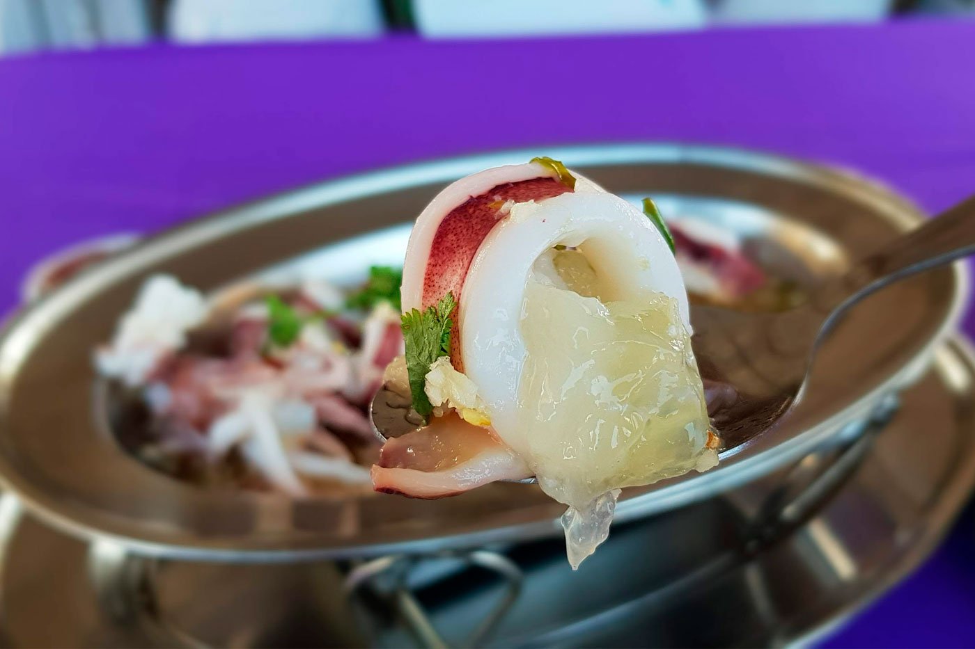 Most tourists opt for seafood dishes, such as the squid soup served at Chaolay.