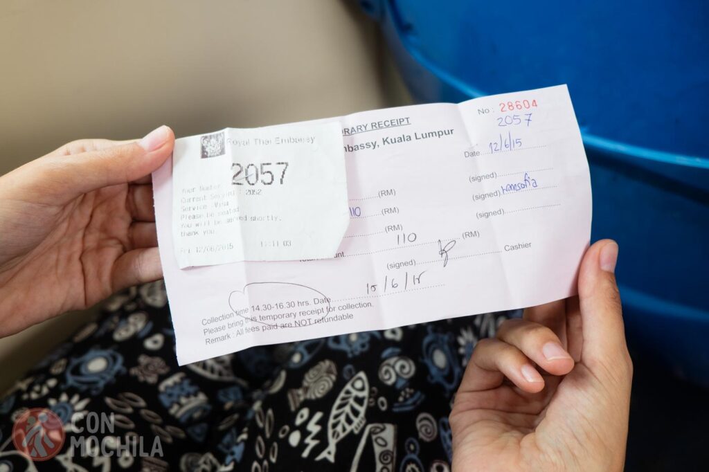The receipt to collect the passport