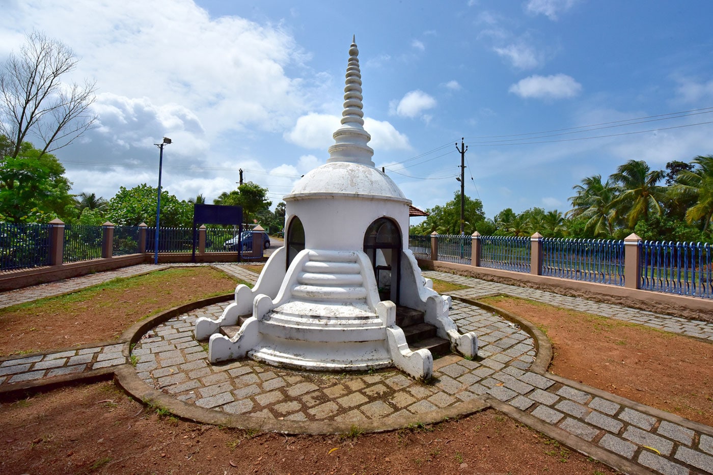 Karumadi kuttan.