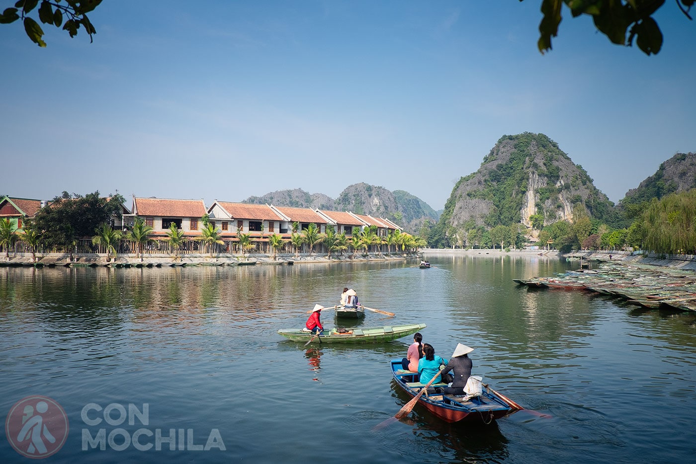The first tourists are already leaving