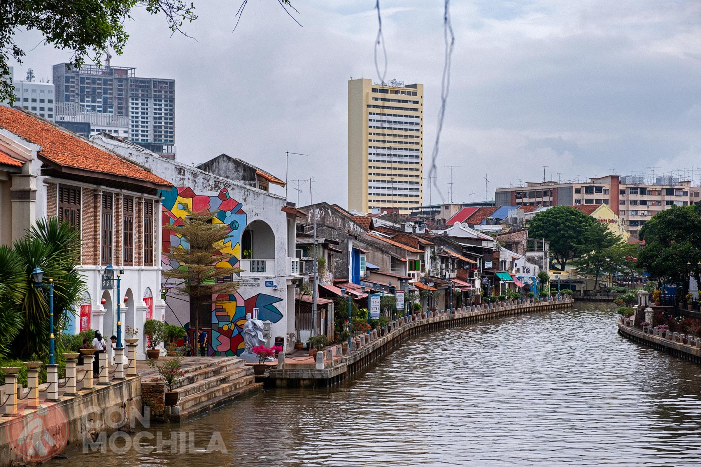 Melaka River