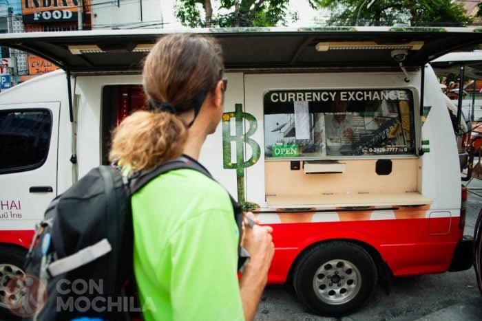Oficina móvil de cambio de dinero