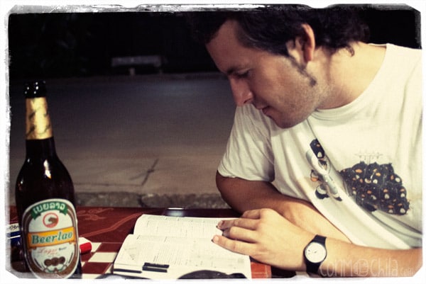 Toni illustrating ... well accompanied!