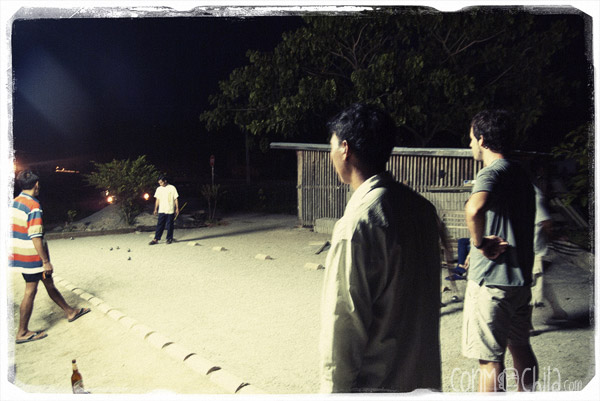 Seekham and Toni in the game of Petang