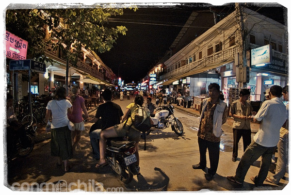Comienzo de la calle "Pub Street"