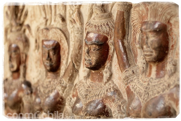 Uno de tantos bajorrelives de Angkor Wat