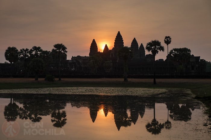 Angkor Wat al amanecer