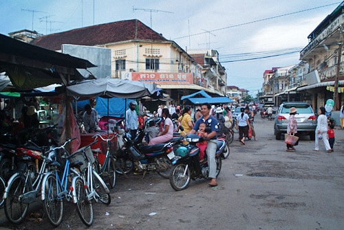 Zona exterior del mercado