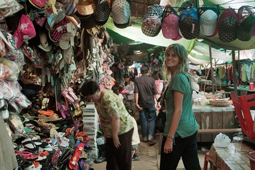 Los pasillos repletos de objetos para vender
