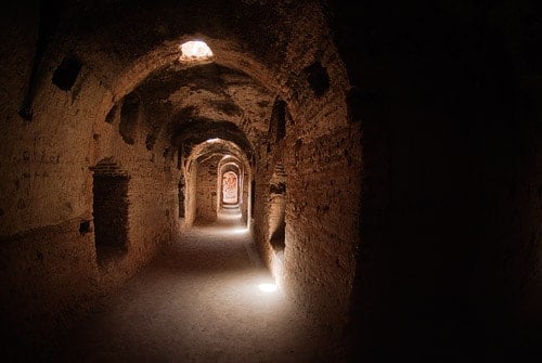 Túneles en el Palais Badii