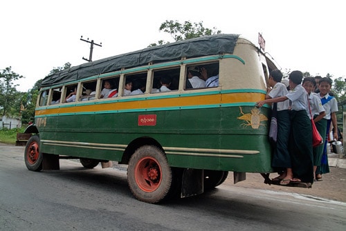 Autobús de la época...