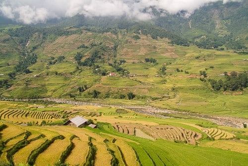 Impresionante paisaje del valle de Sapa