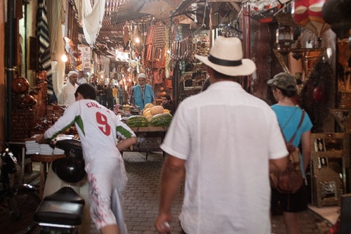 Callejuelas llenas de movimiento